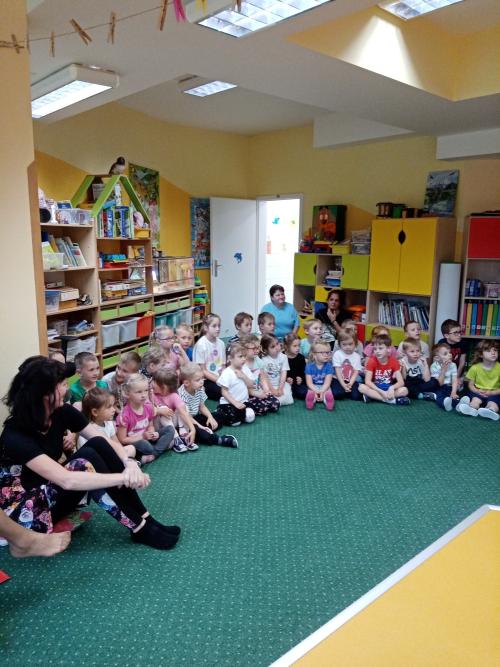 Cirkus se zvířátky Cecilka